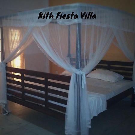Kith Fiesta Villa Хіккадува Екстер'єр фото